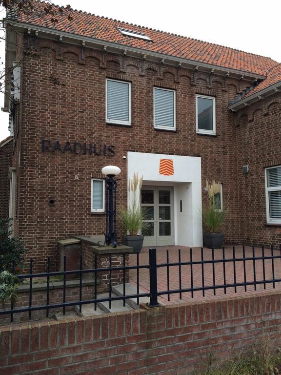 Raadhuis Egmond Egmond aan den Hoef Habitación foto